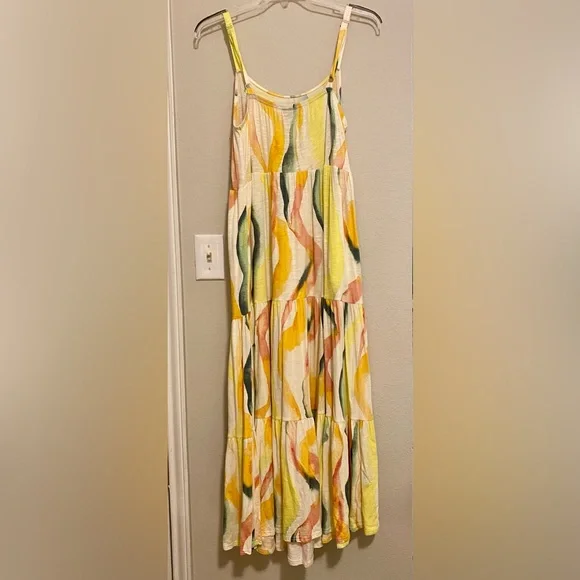 Torrid Colorful Abstract Tiered Maxi Dress - Size 1X - Picture 5 of 9